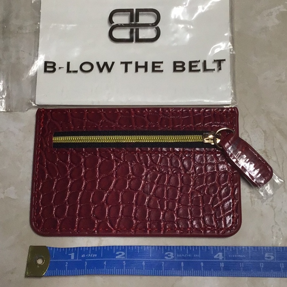 NWT B Low the Belt Croc Card Case